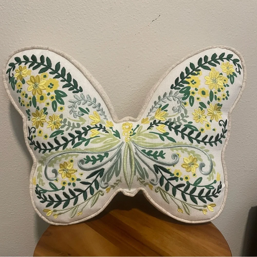 LILLIAN AUGUST Home Embroidered Green Butterfly Shaped Decorative Throw Pillow